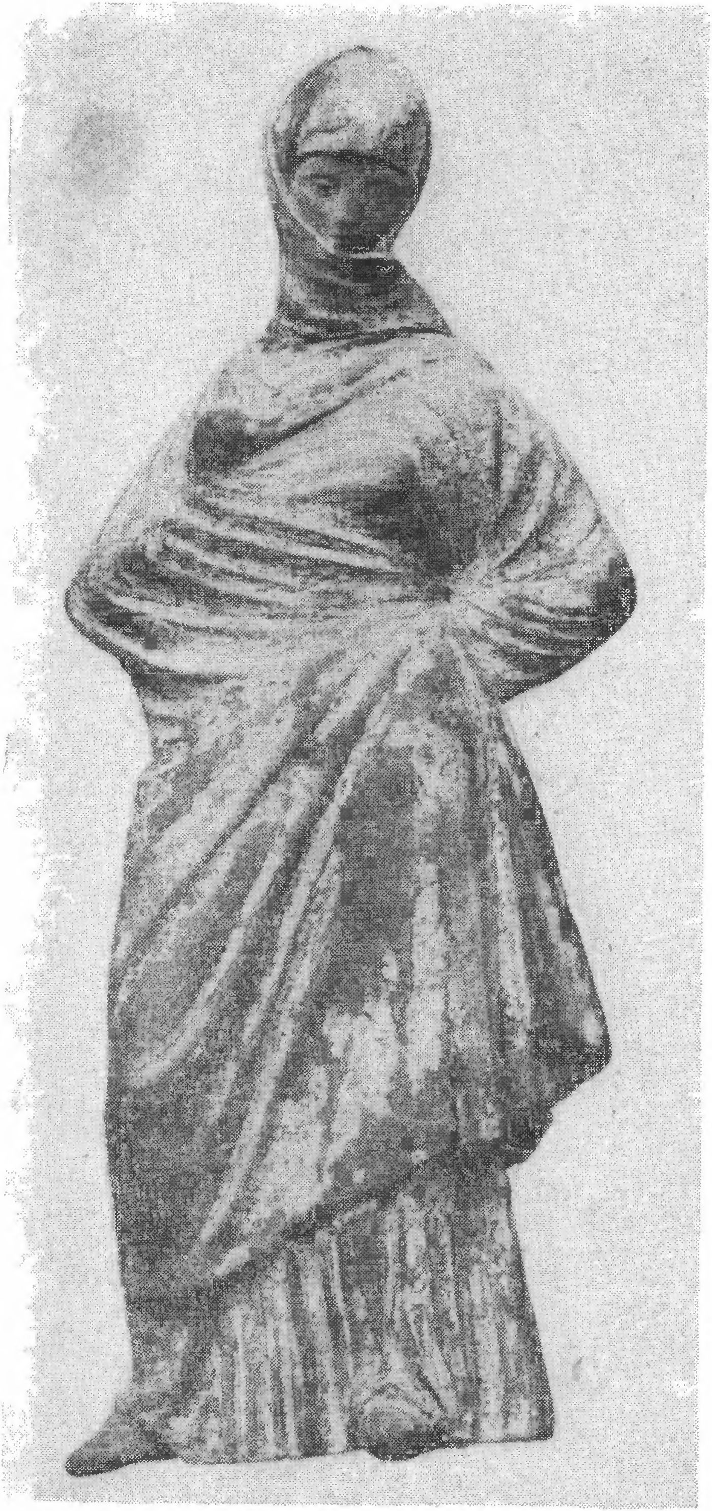 54. Херсонесская терракотовая статуэтка — задрапированная фигура молодой женщины