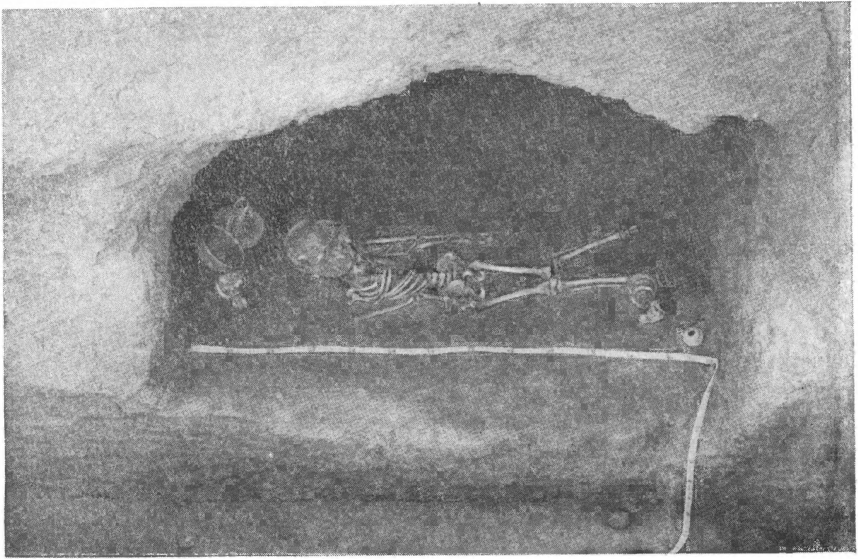 60. Детская подбойная гробница ольвийского некрополя (раскопки 1927 г.)