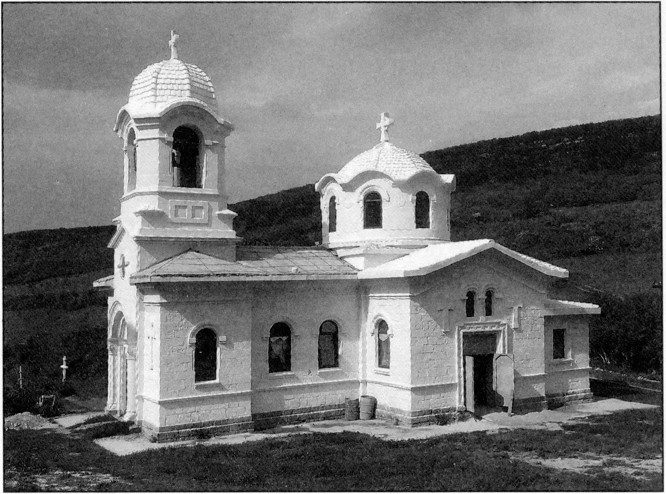 Восстановленный храм Святого апостола Луки в Лаках. Современный вид