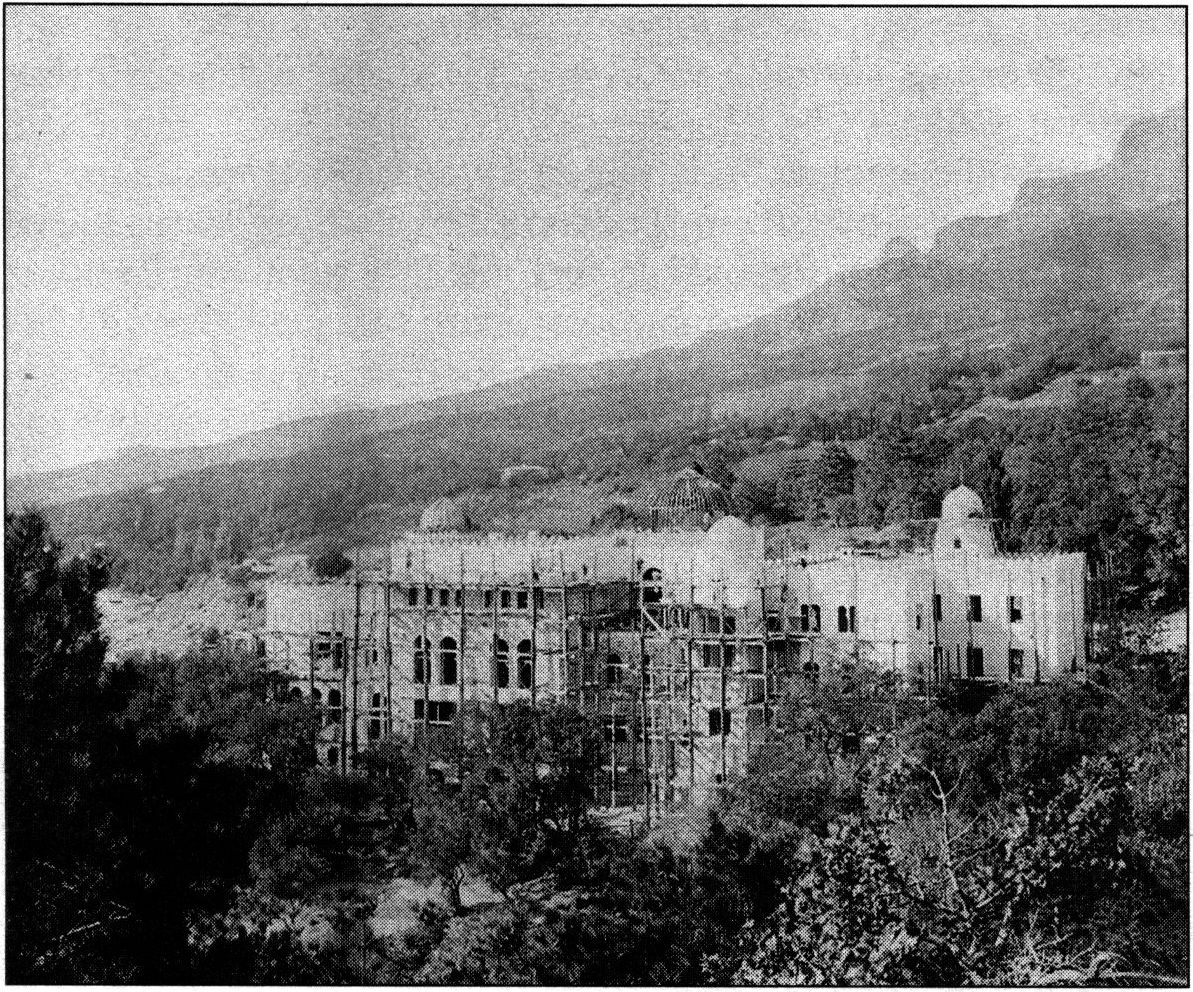 Окончание отделочных работ дворца «Дюльбер» в 1897 году. Фото августа 1897 года