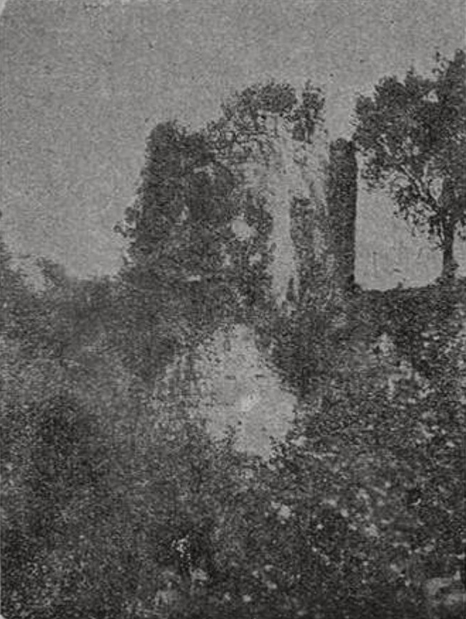Круглая башня в оборонительной стене Мангупа (фот. в.м. Терабилло)