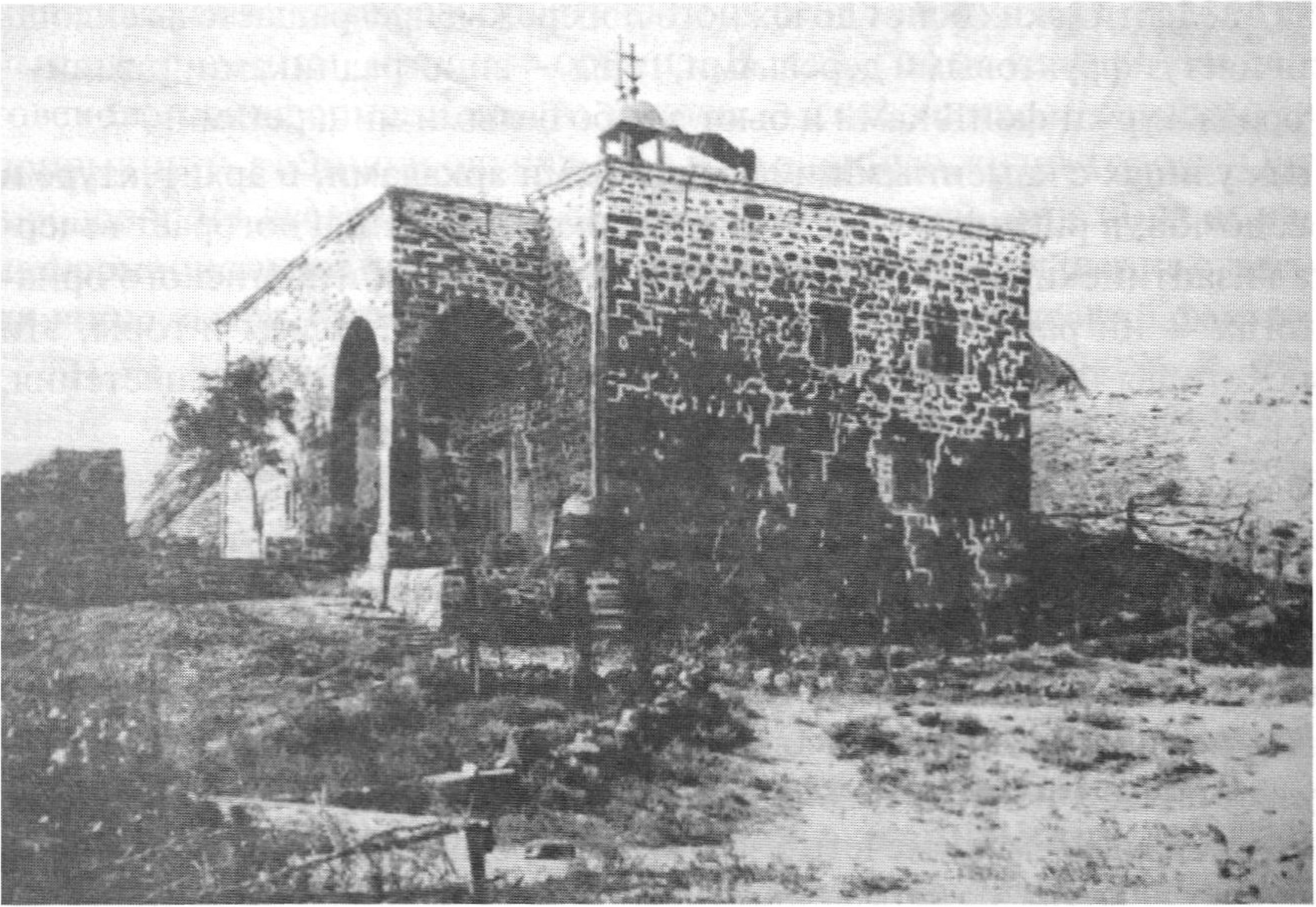 Мечеть Судакской крепости в период её использования в качестве католического собора. Фото 1910-х