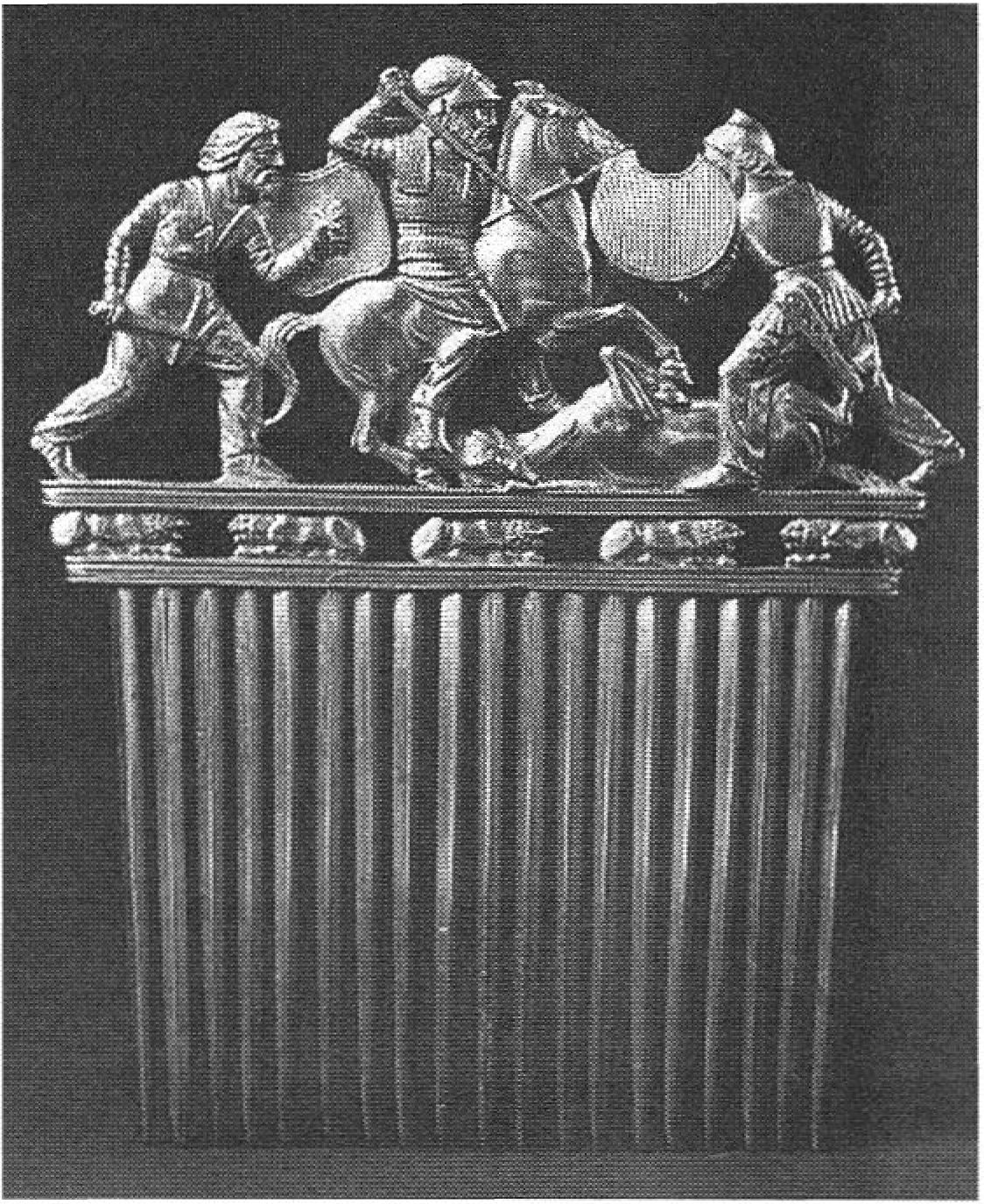 Золотой гребень с изображением сражающихся воинов. IV в. до н. э. Эрмитаж