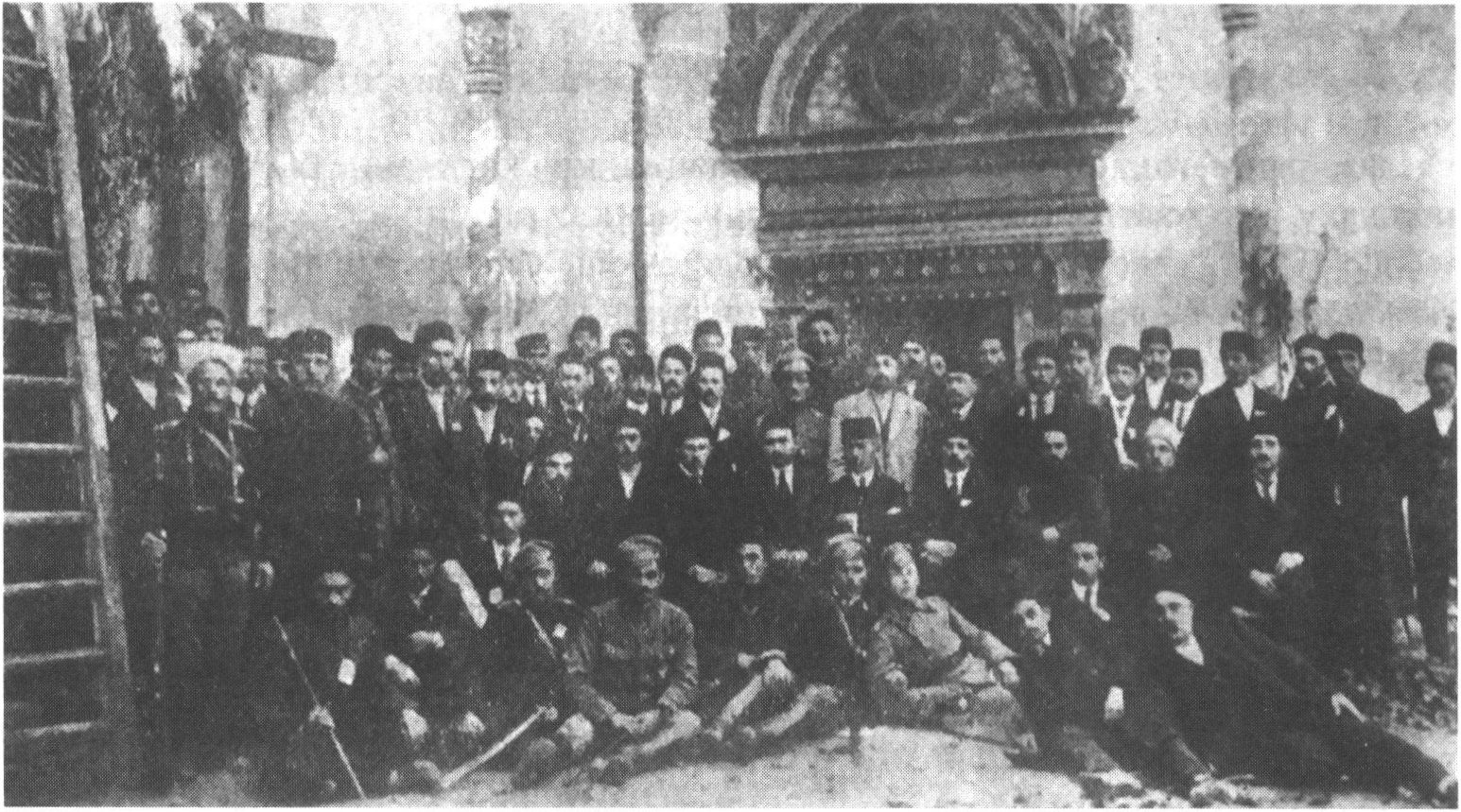 Делегаты Первого курултая. Фото 1917 г. Автор неизвестен