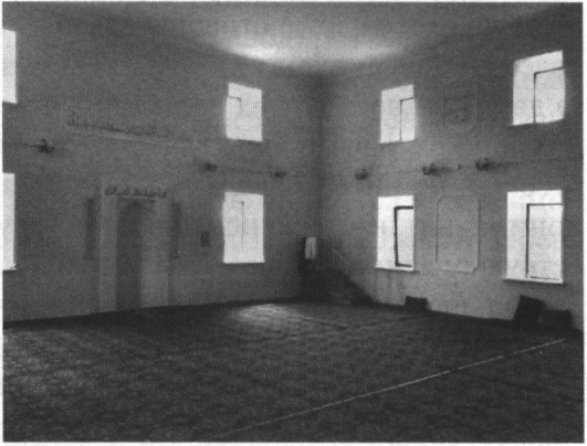 Интерьер мечети после того, как из неё были удалены межэтажные перекрытия и перегородки между жилыми комнатами. Фото автора