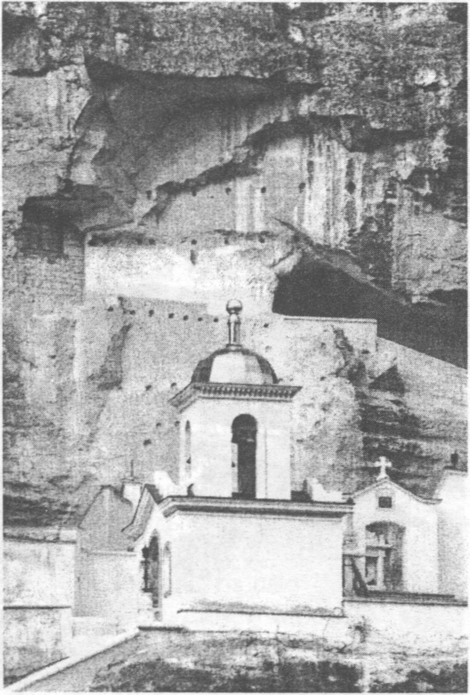 Колокольня Свято-Успенского монастыря