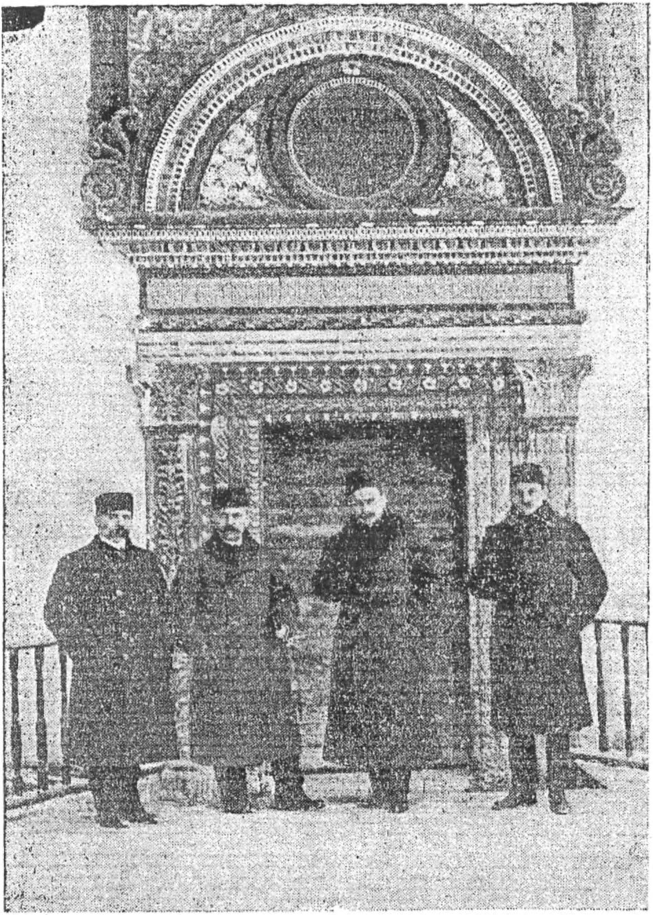 Члены ЦК Милли Фирка (слева направо): Хаттатов, А.С. Айвазов, Ч. Челебиев, Д. Сейдамет (Бахчисарай)