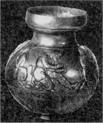 Золотой кубок. Курган Куль-Оба. IV в. до н. э.