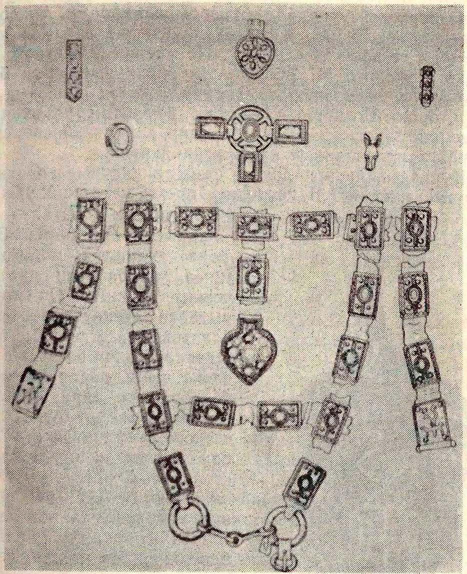 Рис. 14. Уздечный набор со знаками боспорского царя (Керченский полуостров)