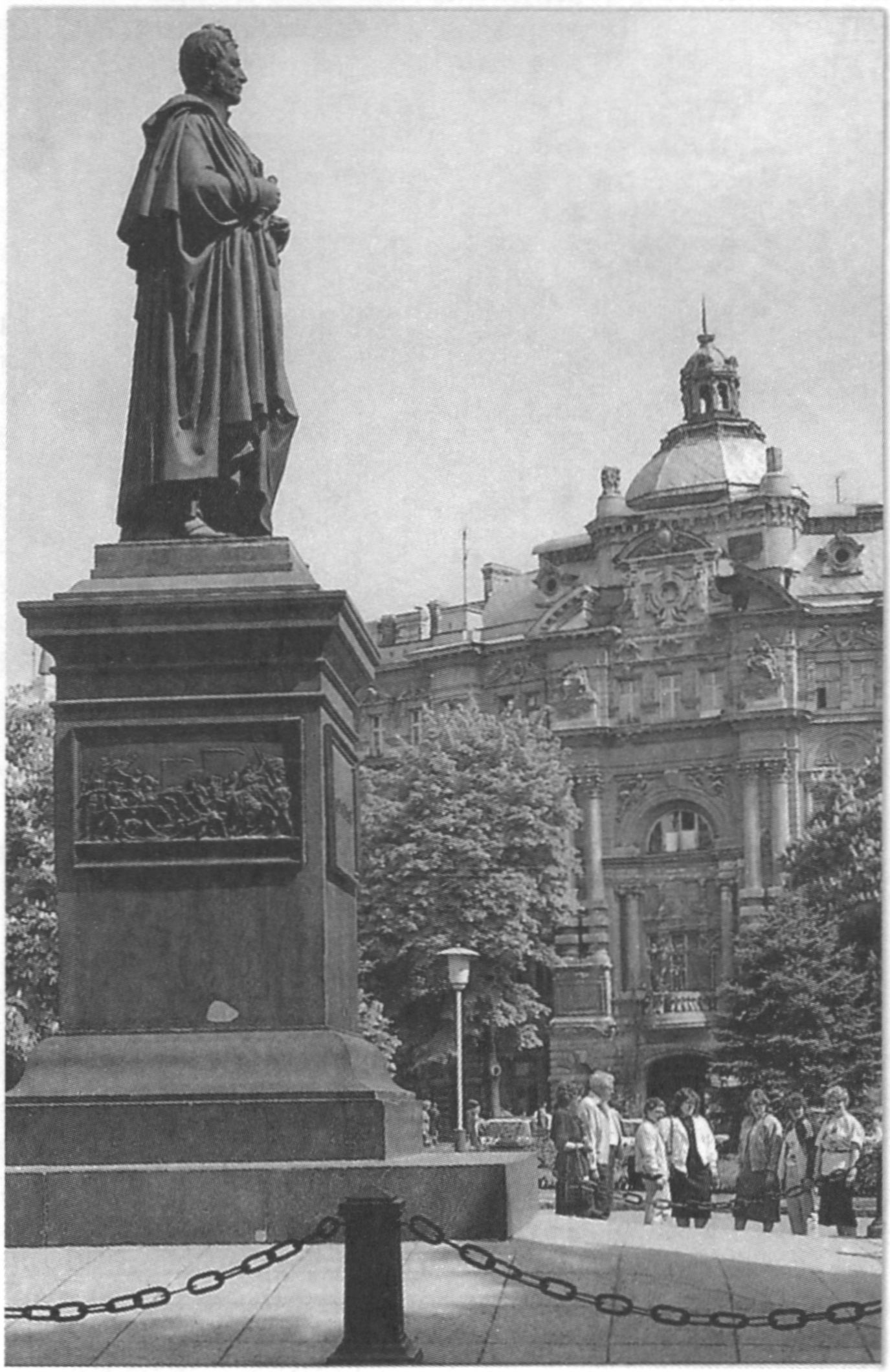 Памятник М.С. Воронцову в Одессе. Скульптор Ф. Бруггер