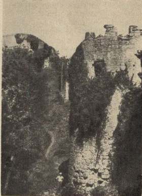 Стены и башни Мангупа