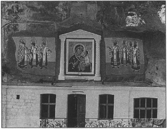 Изображение Божией Матери и семи херсонесских священномучеников на месте явления чудотворной иконы Божией Матери Бахчисарайской