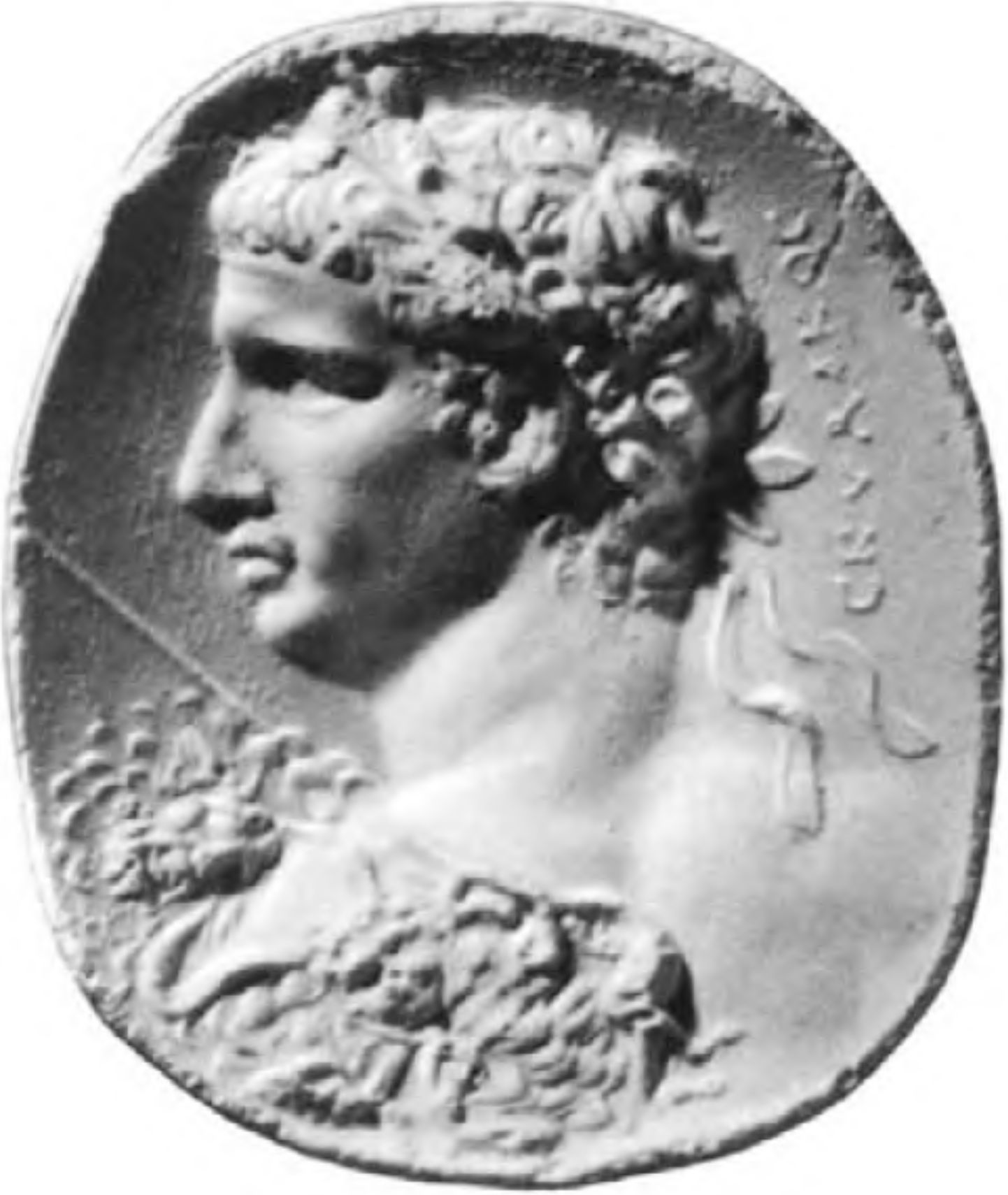 Рис. 128. Портрет императора Клавдия на гемме из пантикапейского слепа Юлия Каллисфена