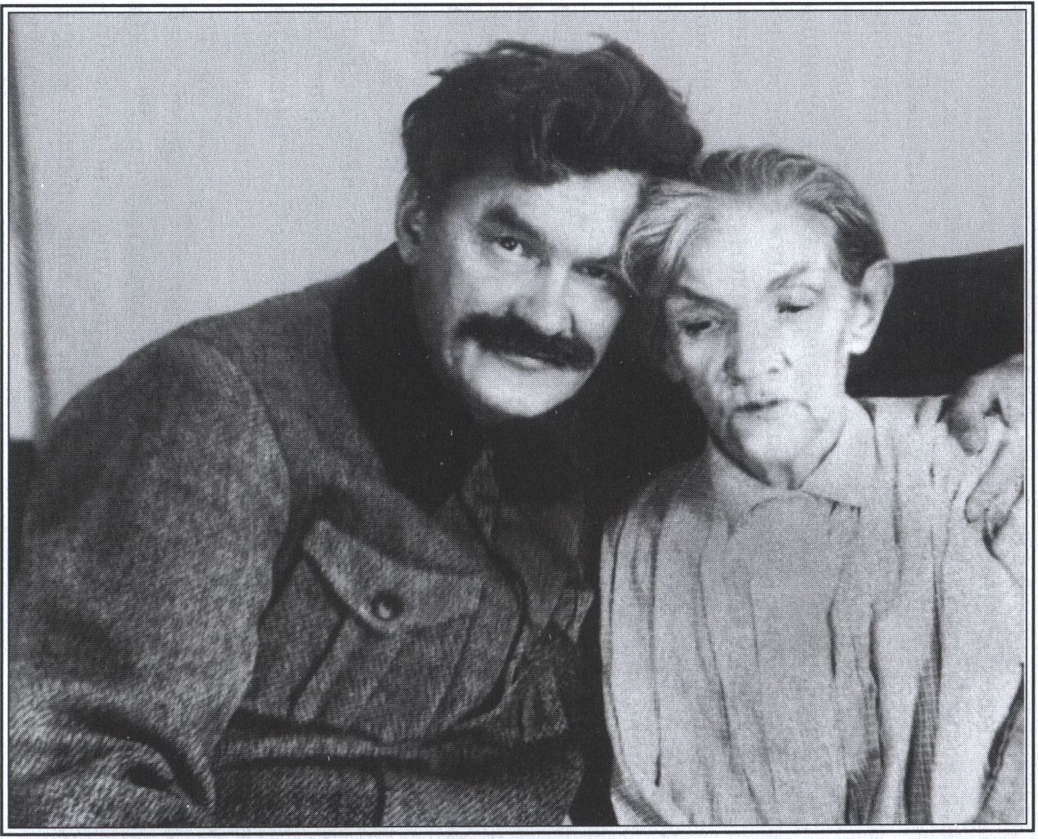 Схимонахиня Евгения с сыном Иваном (не позднее 1932 г.). Публикуется впервые